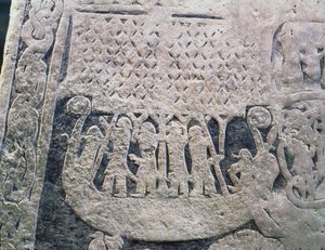 Detalle de una piedra pictórica que representa el último viaje del difunto, de la Isla de Gotland